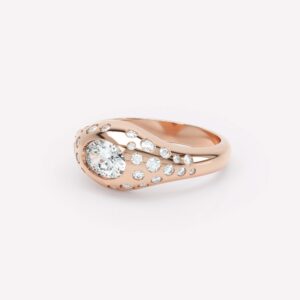 Curve Scattered Diamond Signet Ring