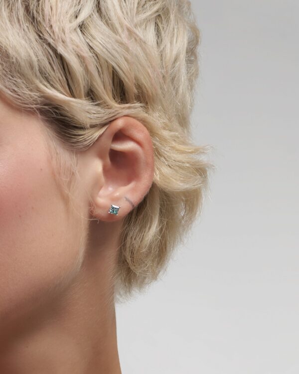 Princess flatback earrings - Image 2