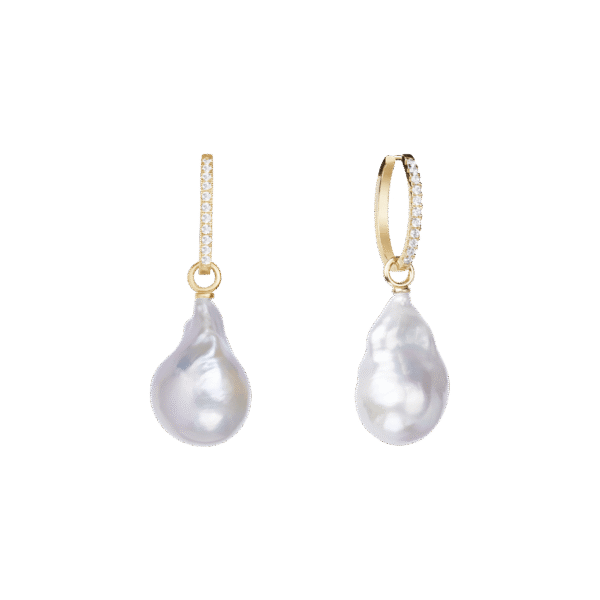 Embrasé pearl hoop earrings