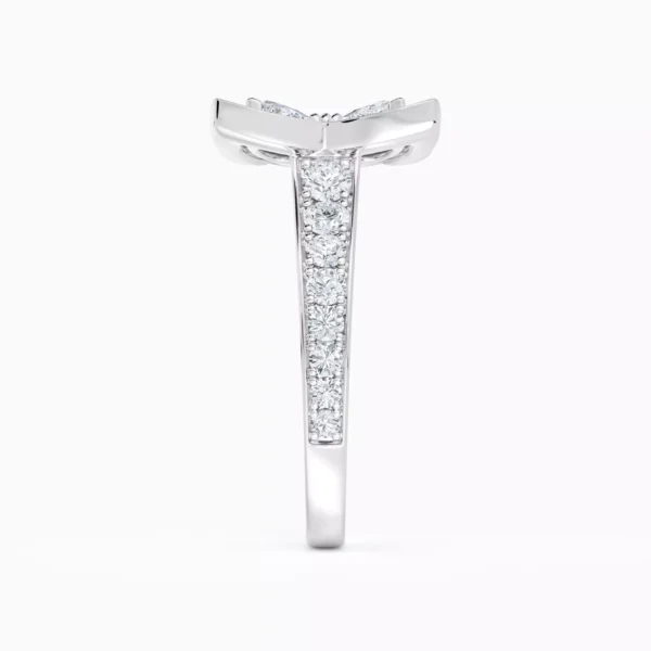 Enchanted Lotus ring in white gold - Image 3