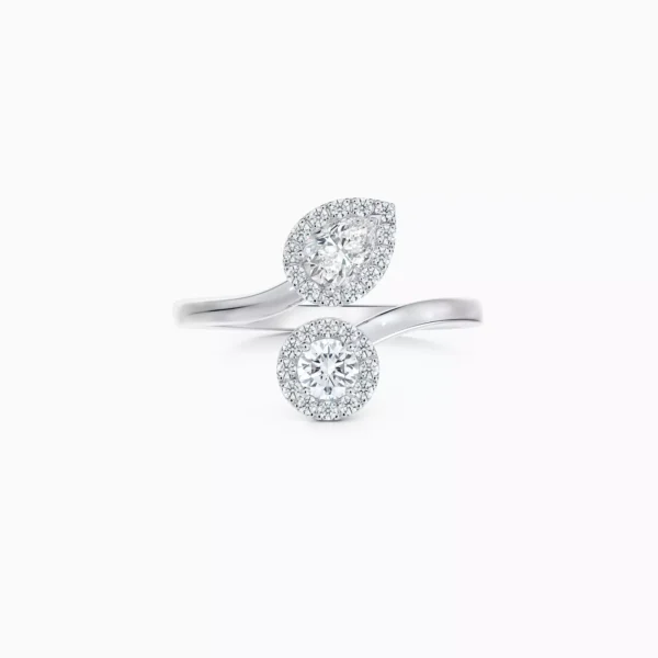 Aura Toi & Moi Pear-Shaped and Round Brilliant Diamond Ring